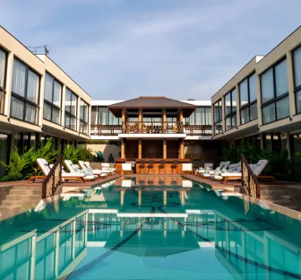 Moon Rock Villas