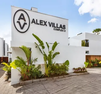 AV Complex 5